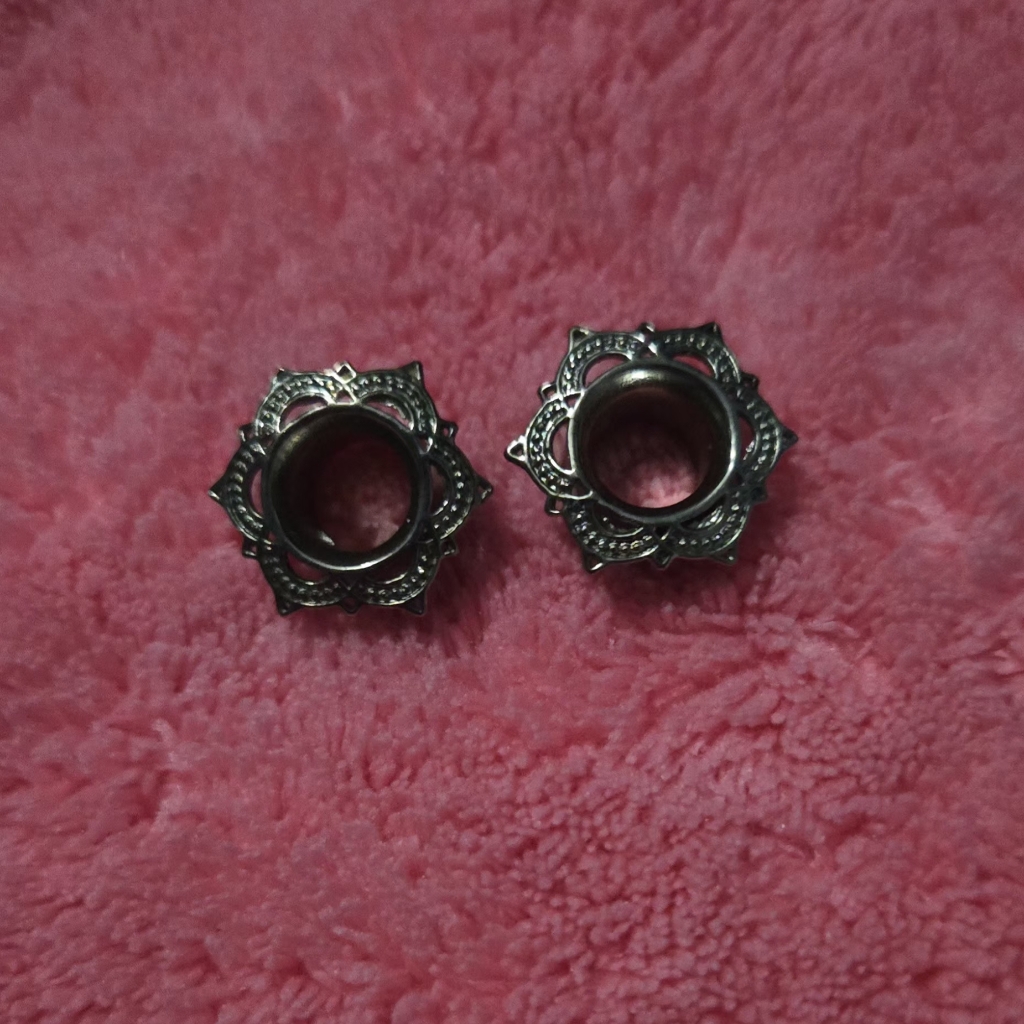 *Silver 0gauge Plugs
